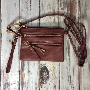 NWOT Convertible Cross Body/Wristlet